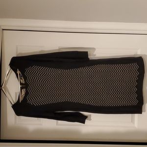 3/$25 ⭐️ Apt 9 M black and gold sweater dress